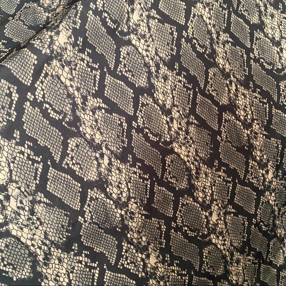 Urban Outfitters Rowan Silky Slip Skirt in Grey Beige Black Animal Print Size S - Picture 10 of 11
